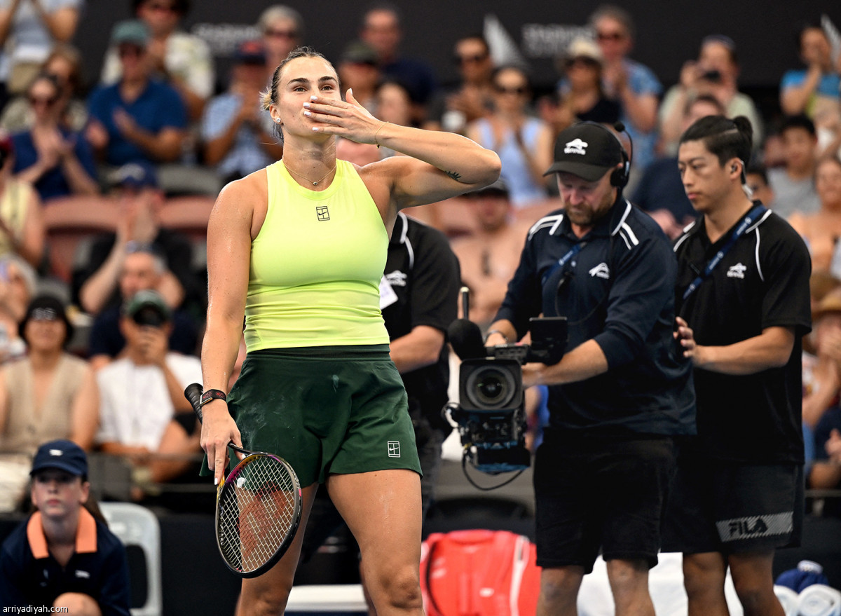 أرينا إلى النهائي