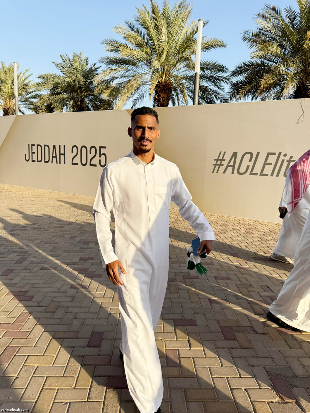 النجوم يدعمون