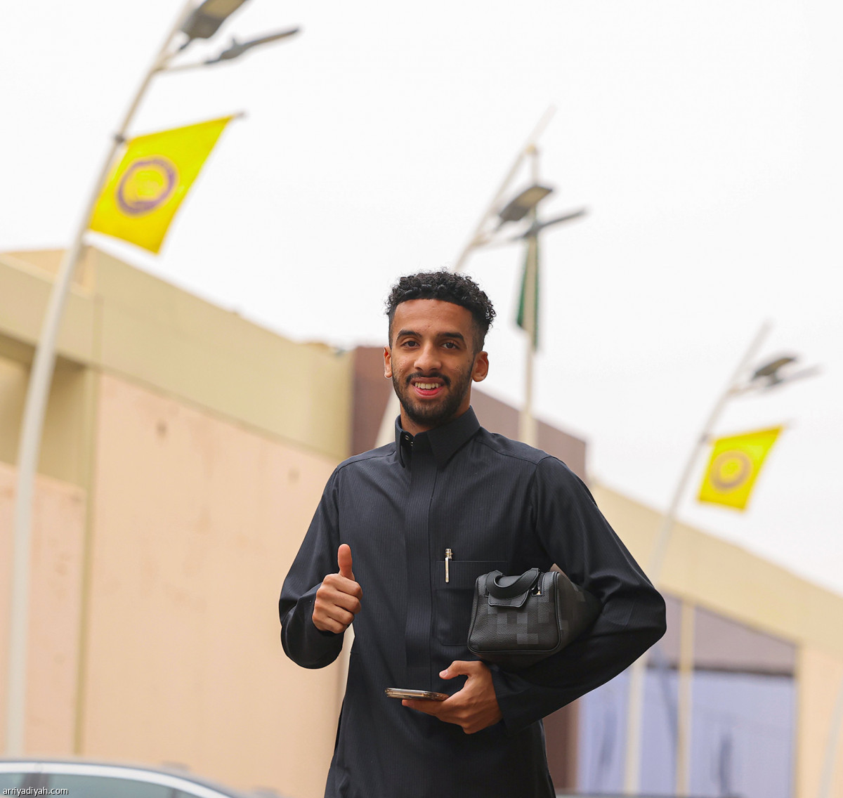 أجواء غائمة وباردة