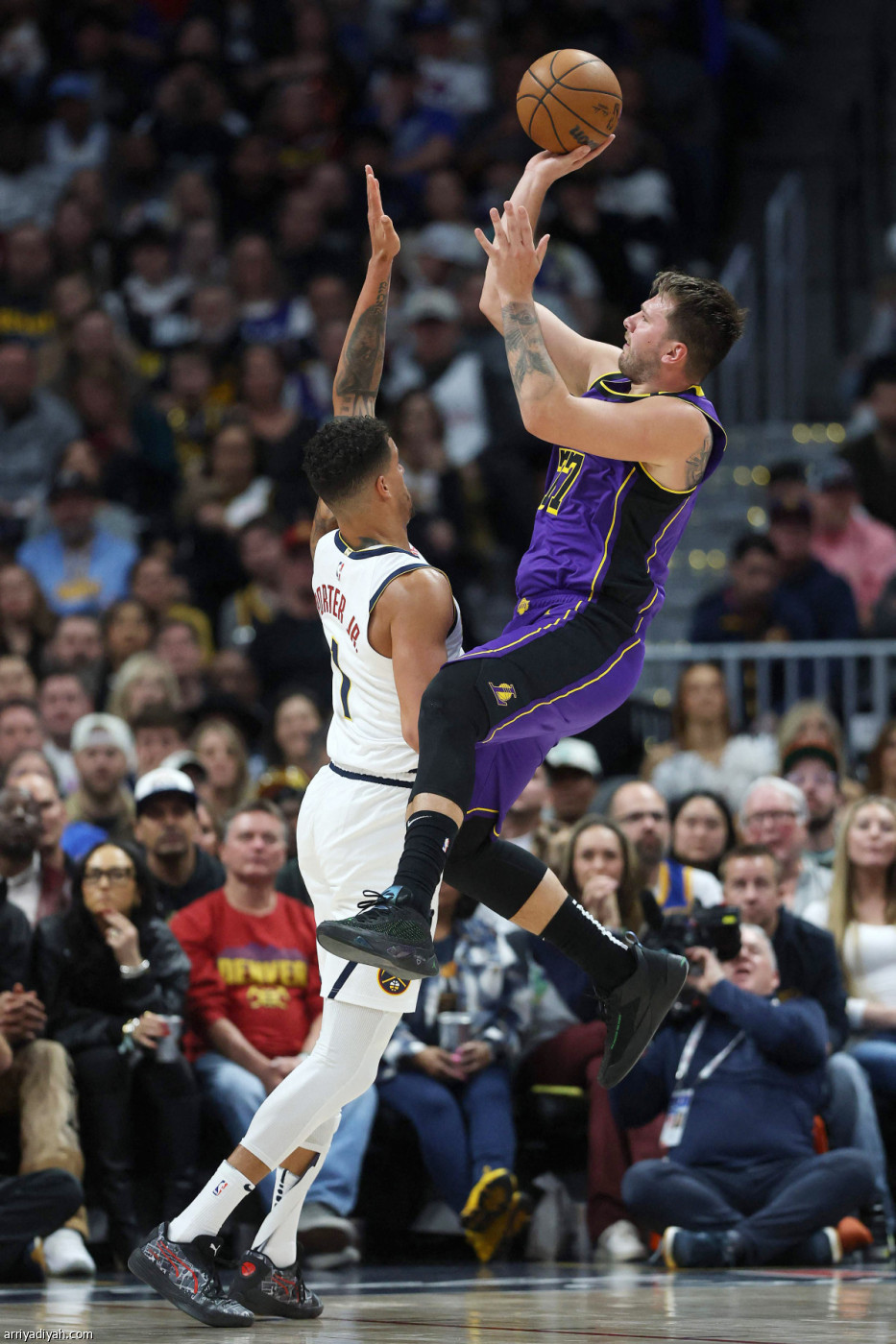 عملاق ليكرز