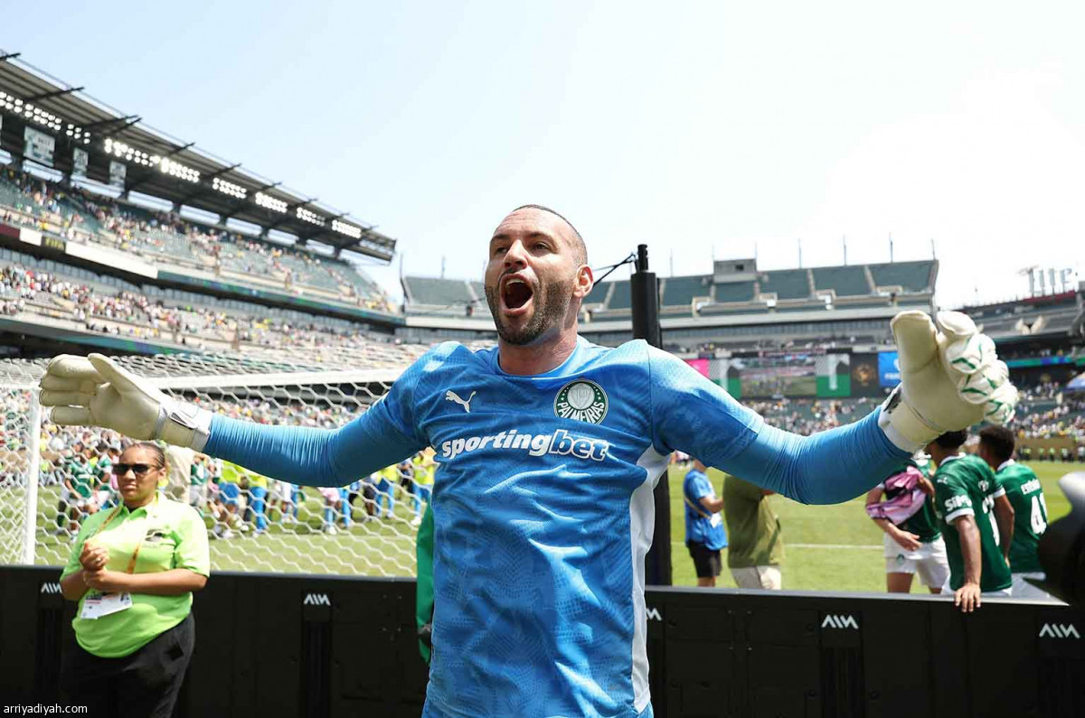 بالميراس يحتفل