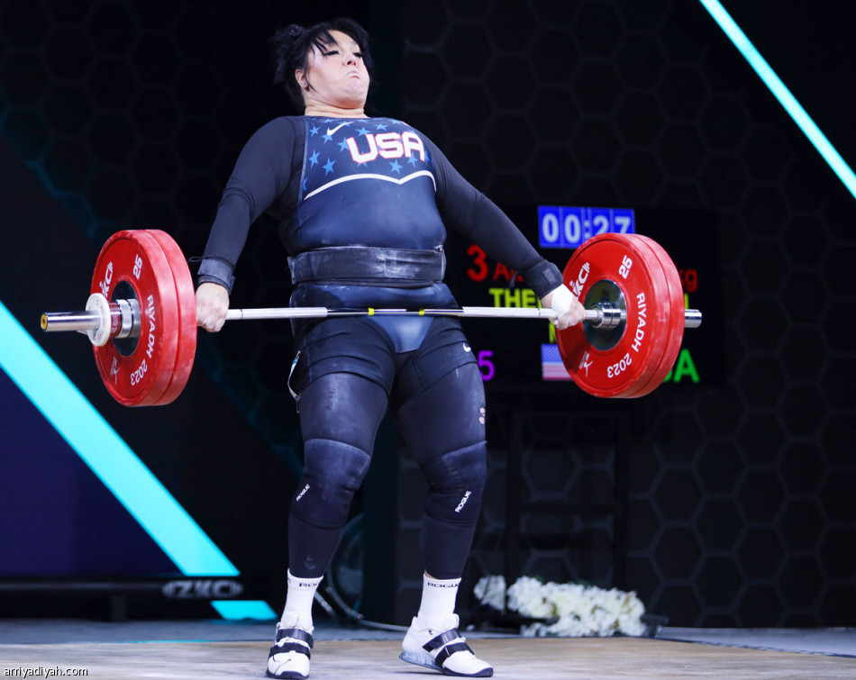 دجوريف 
صانع الفرحة الأوزبكية