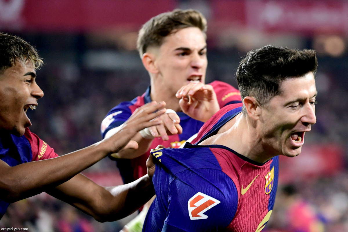 برشلونة يستعرض