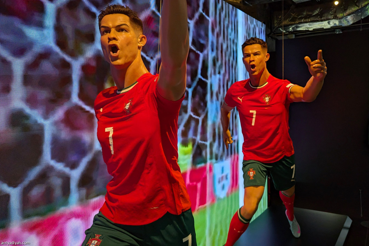 افتتاح معرض «الدون»