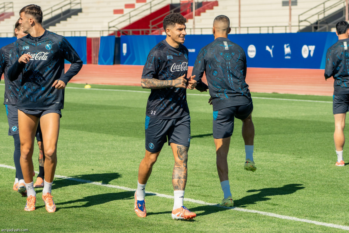 نابولي يتجهز في الرياض