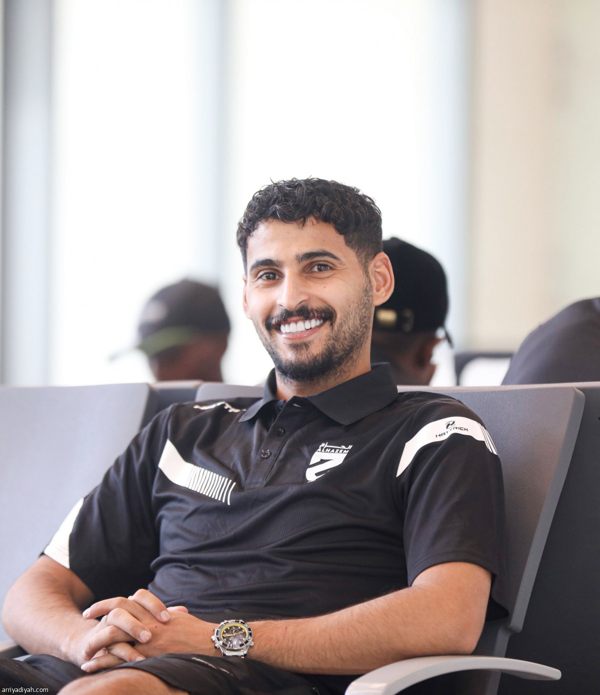 الحزم يغادر