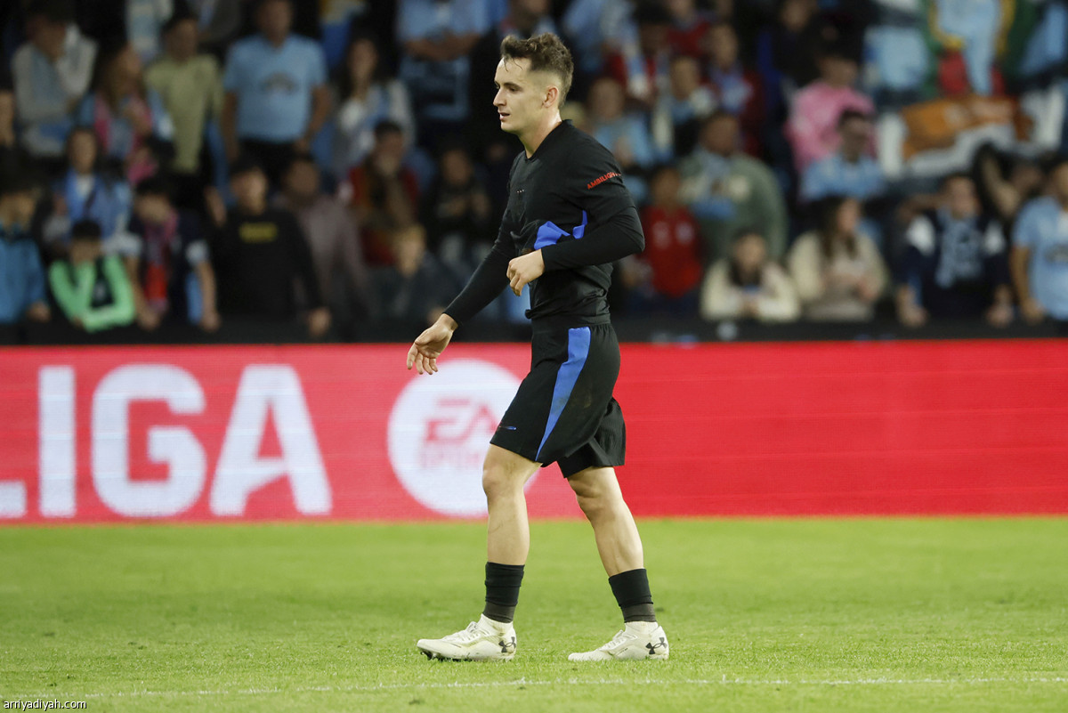 برشلونة يتعثر