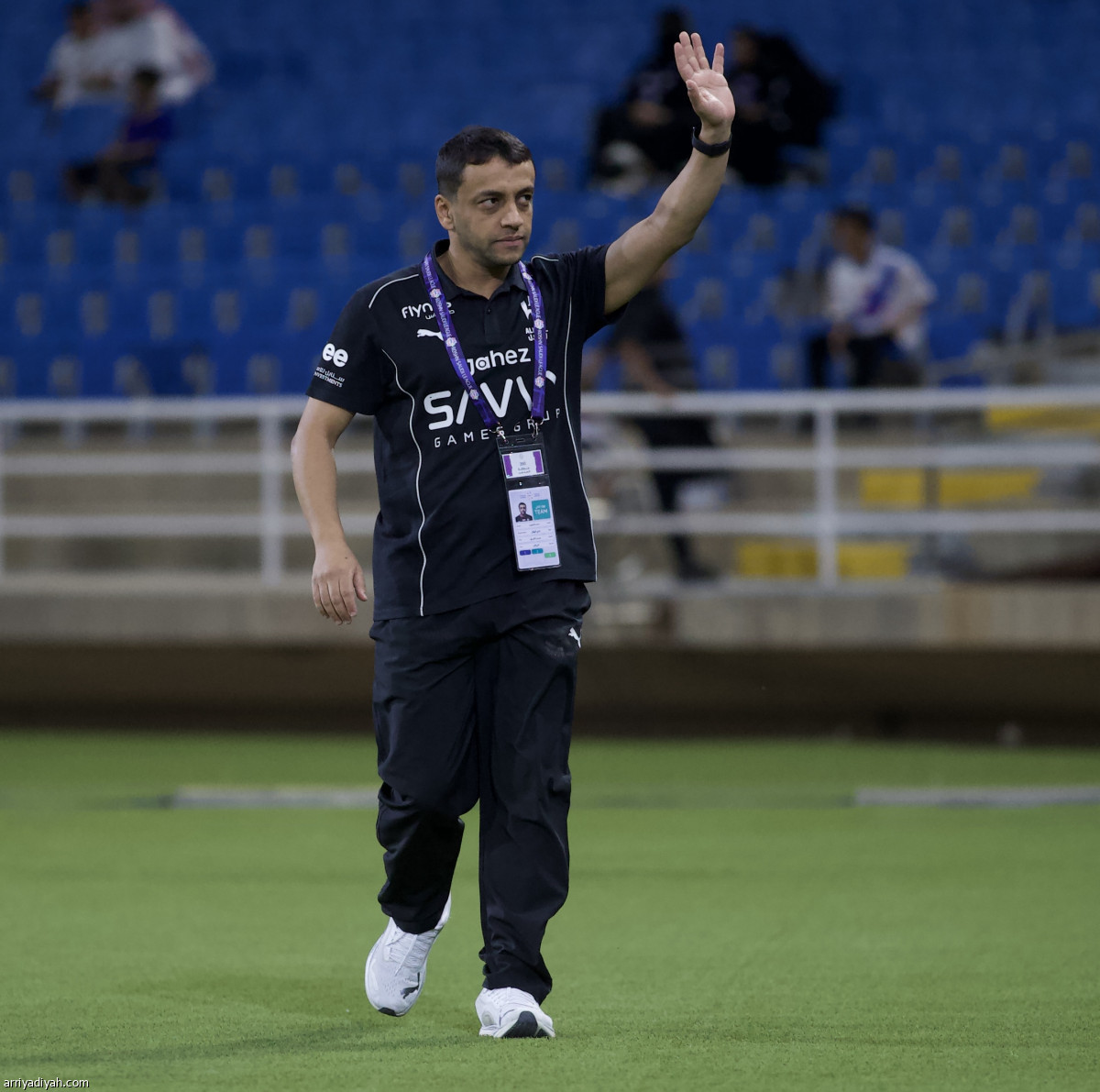 خماسية زرقاء