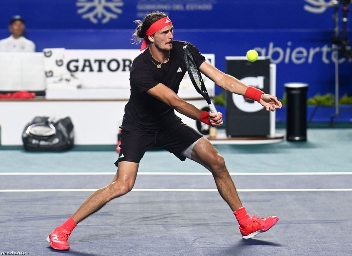 زفيريف ينطلق