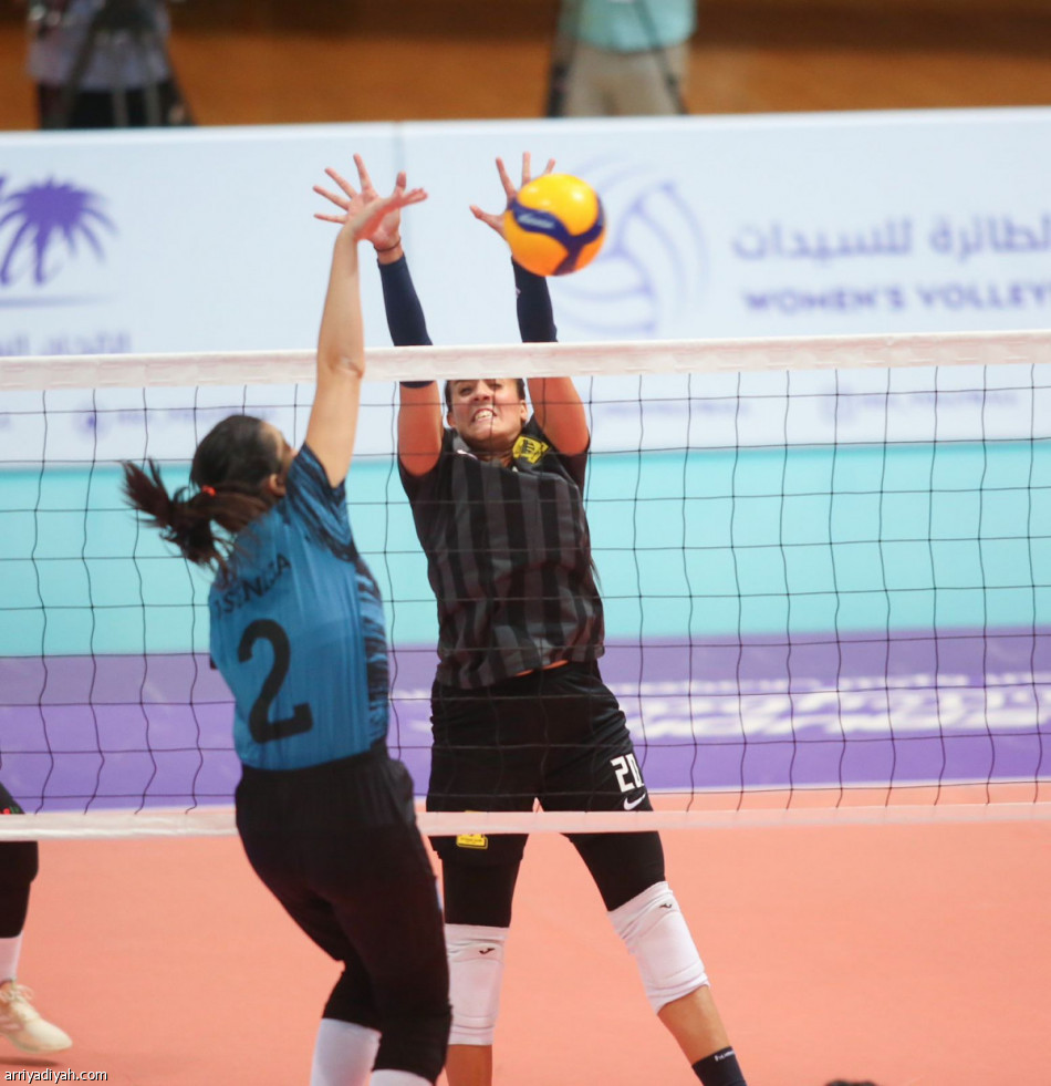 النصر يتوج بلقب أول بطولة «طائرة للسيدات»