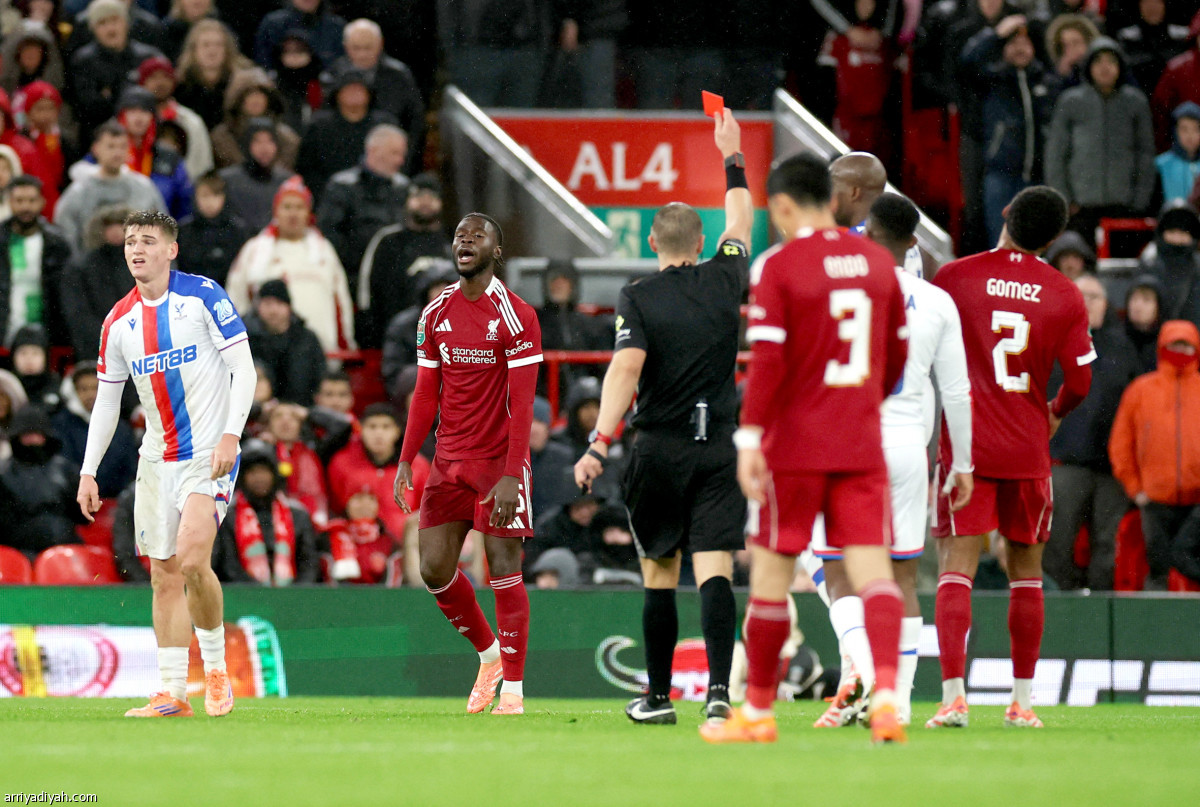 الليفر يودع