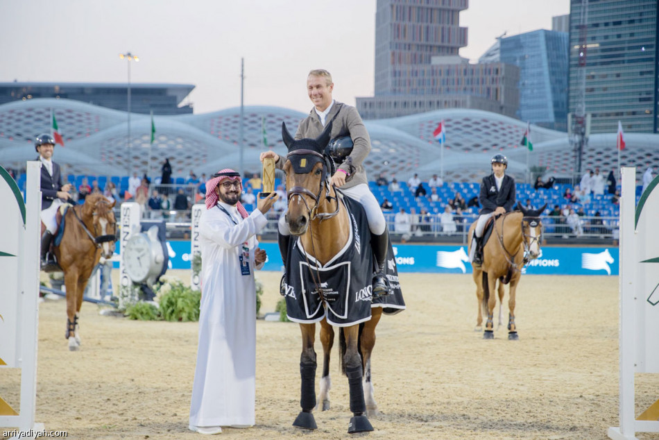 252 نقطة
تتوج سمولدرز