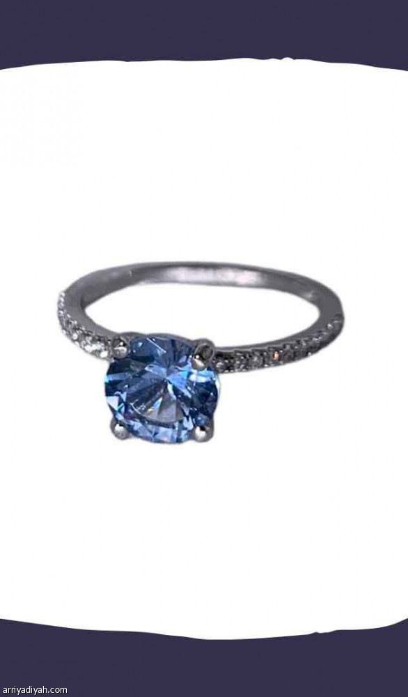 غيداء
تقتل الفراغ بـ «الزنبق»